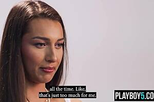 hey watch this milf bella rolland finger her hairy pussy to a shaking orgasm