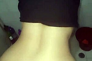 young babe fucks hidden at work for cash deepthroat action