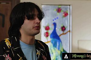 Stacked Horny Bimbo Stepmom Syren De Mer Drills Son's Cock