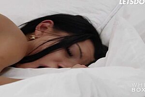 adelle sabelle tied up.. boyfriend fucks her so passionate cumshot!