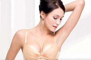 bangalore group dives into steamy erotic pleasures together