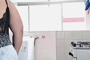 Big pussy exhibitionist flashes and sucks lovers' milk hungrily