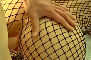 calentarle la polla before she rides with creampie moans