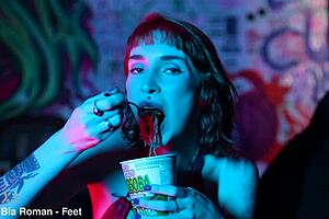 sexy feet crushing cup noodles hard