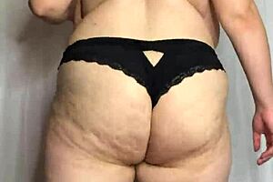 intriguing shake of big ass and natural tits