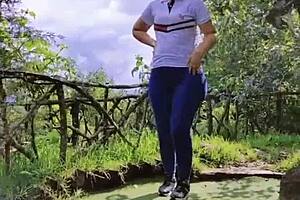 Big Ass Strains Tight Jeans!