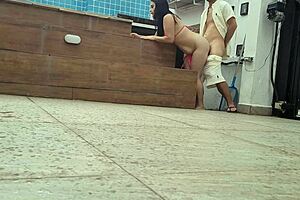 Esposa cheats on husband banging pool boy bareback doggystyle