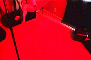 hey jade, quickie dungeon fuck me hard now pov