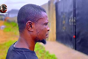 Abuja Stranded Babe's Squirting Pussy Stuffed Deep!