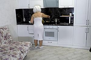 milf skips breakfast for intense anal pounding