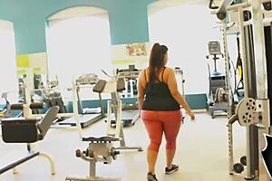 Big booty babe Sofia Rose bends over for Rome Majors' massive BBC protein shake pounding