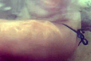 A stranger pumps hot cumshot feeding sperm to beach fish publicly