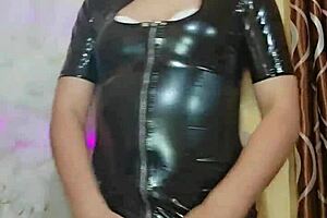 hey this hot ladyboy transsexual strokes me off so good