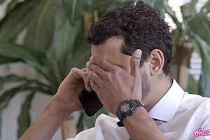 Alex Jones rams curvy bride Kyler Quinn in heated cowgirl ride