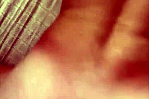 Slim Thick Escort Rides Cock for Juicy Ass Cumshot Doggy