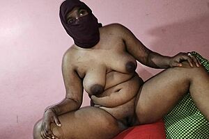 Kolkata coed fingers her medium natural tits pussy in steamy college solo play