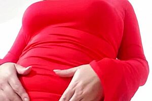 Colombian latina milf cameltoe flashes juicy pussy wet