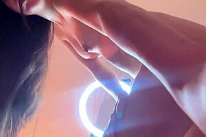 colombian teen streamer fingers juicy pussy in dorm solo tease