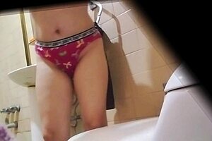 i spy my mature neighbor's wet pussy flashing under skirt outdoors