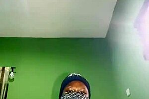 omg shes so horny playing with her cute pussy now 😍