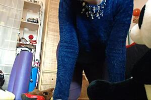 Nicoletta's Explosive Orgasm Soaks Stuffed Toy in Gushing Squirts and Wet Pee Streams