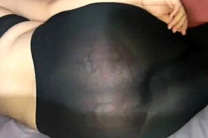 Doña Mary leggings hug big latina ass touched home