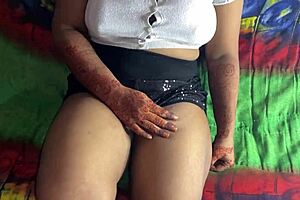 desi indian girlfriend fingers to squirting orgasm