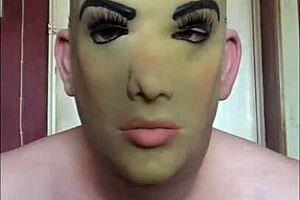 BISEXUAL MASKED SLUT BEGS PLEASE LET ME SWALLOW YOUR PISS!