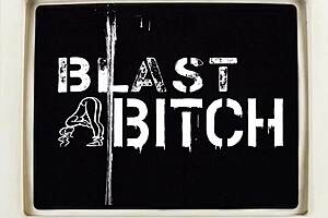 Zoe Larks Spreads Pussy for Intense Face Fucking Cum Blast