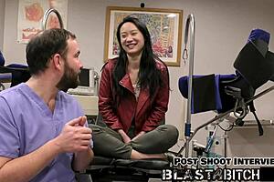 Zoe Larks Spreads Pussy for Intense Face Fucking Cum Blast