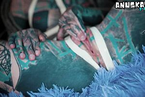 skinny tattooed teen squirts from gaping prolapse masturbation