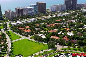 lucky businessman enjoys curvy milf boss and sluts on the sofa threesome