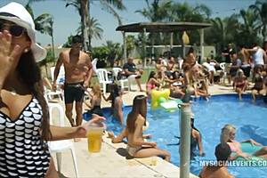 nickey huntsman rims hairy bull before black creampie breeding