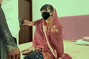 noiva recém-casada implora doggystyle rough na primeira noite de núpcias