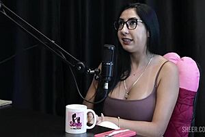 Hey, check out renatinha melo's wild casting compil with tifany rocha and didy reis - part 1 on sheer red!