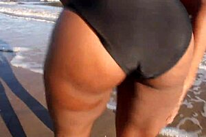 Ebony Big Ass Stripping Naked on Public Beach