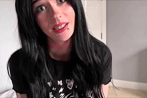 goth ex girlfriend kitty lynn sneaks in for perfect body monster cock ride