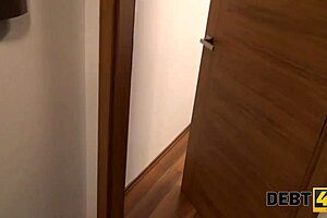 broke teen trades pussy for shiny new clothes