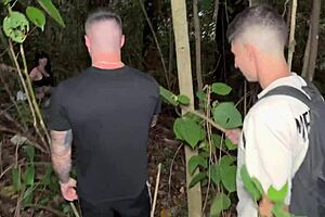 im soo horny watchin yenifer chacon get hard fuckd as lost hiker in forest