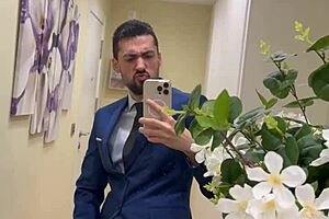 daddy your thick load from jerking that big cock is insane