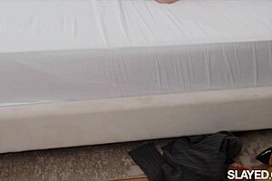 Natalia Starr Battles Urge for Chloe Foxx's Dripping Pussy