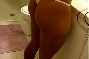 hey stranger wanna fuck this milf in the swing house bar?