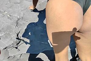 Horny Beach Blowjob Sucking Big Cock Before Outdoor Fuck