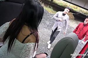 Thrilled Cougar Begs Young Stud for Intense Bareback Ride Adventure!