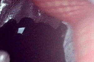 angelg and kuzz dripping wet shaved pussies 😍💦