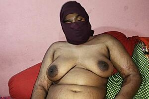 big ass indian pussy creampied in shocking surprise thrust