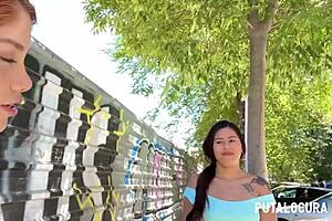 Putalocura teen Marina Gold catches sensual Colombian Lorena S for strap-on play in bedroom