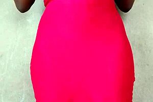 I feel so sexy showing my hot african lady tits everywhere