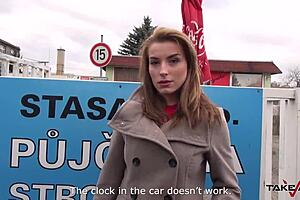 Freezing skinny blonde secretary titfucks stranger in taxi