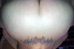 big butt blonde grinds hard on throbbing dick